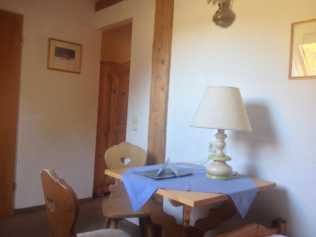 Gasthof Blaue Gams Ettal Room photo