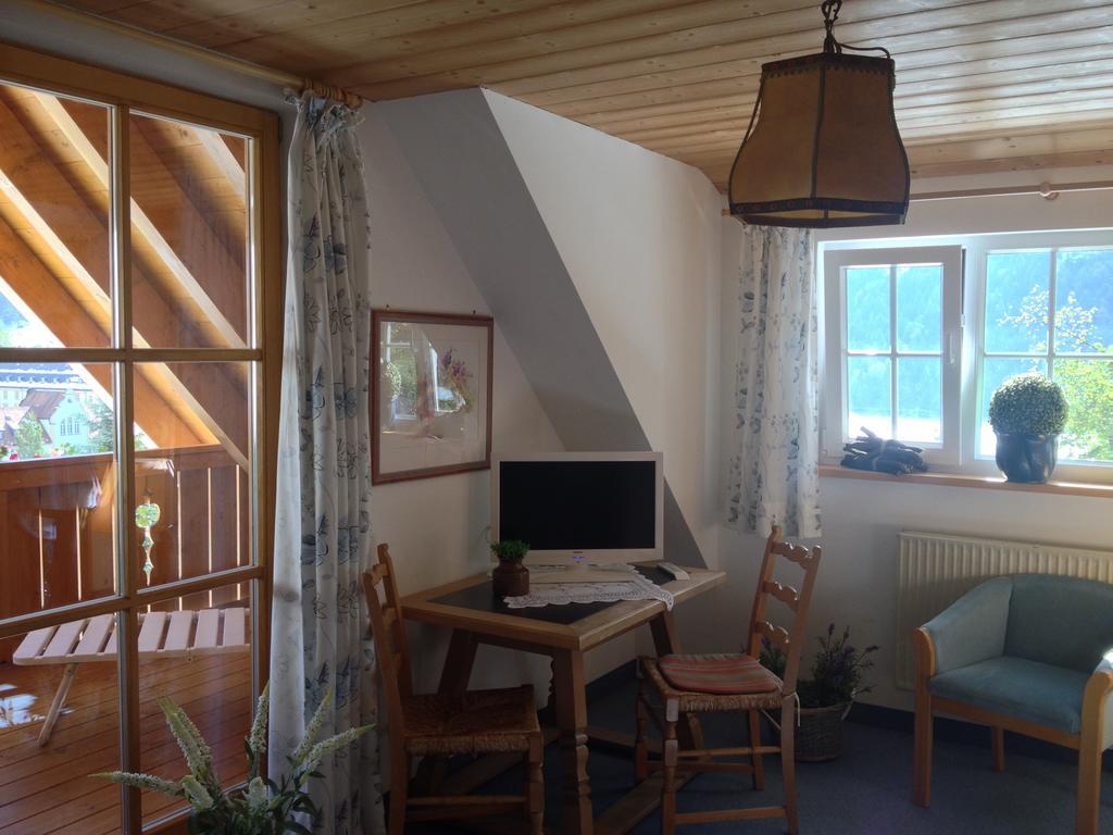 Gasthof Blaue Gams Ettal Room photo