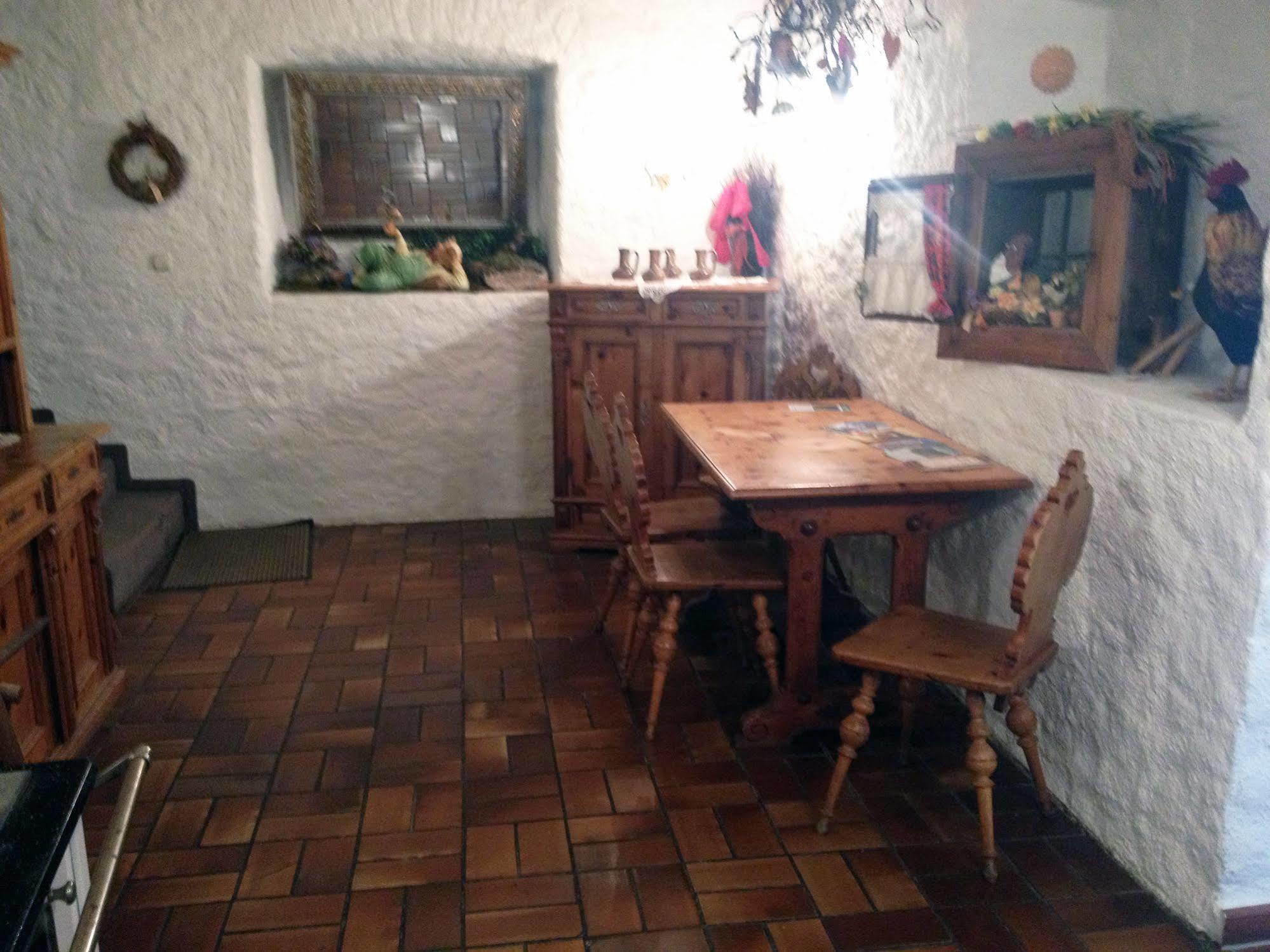 Gasthof Blaue Gams Ettal Exterior photo